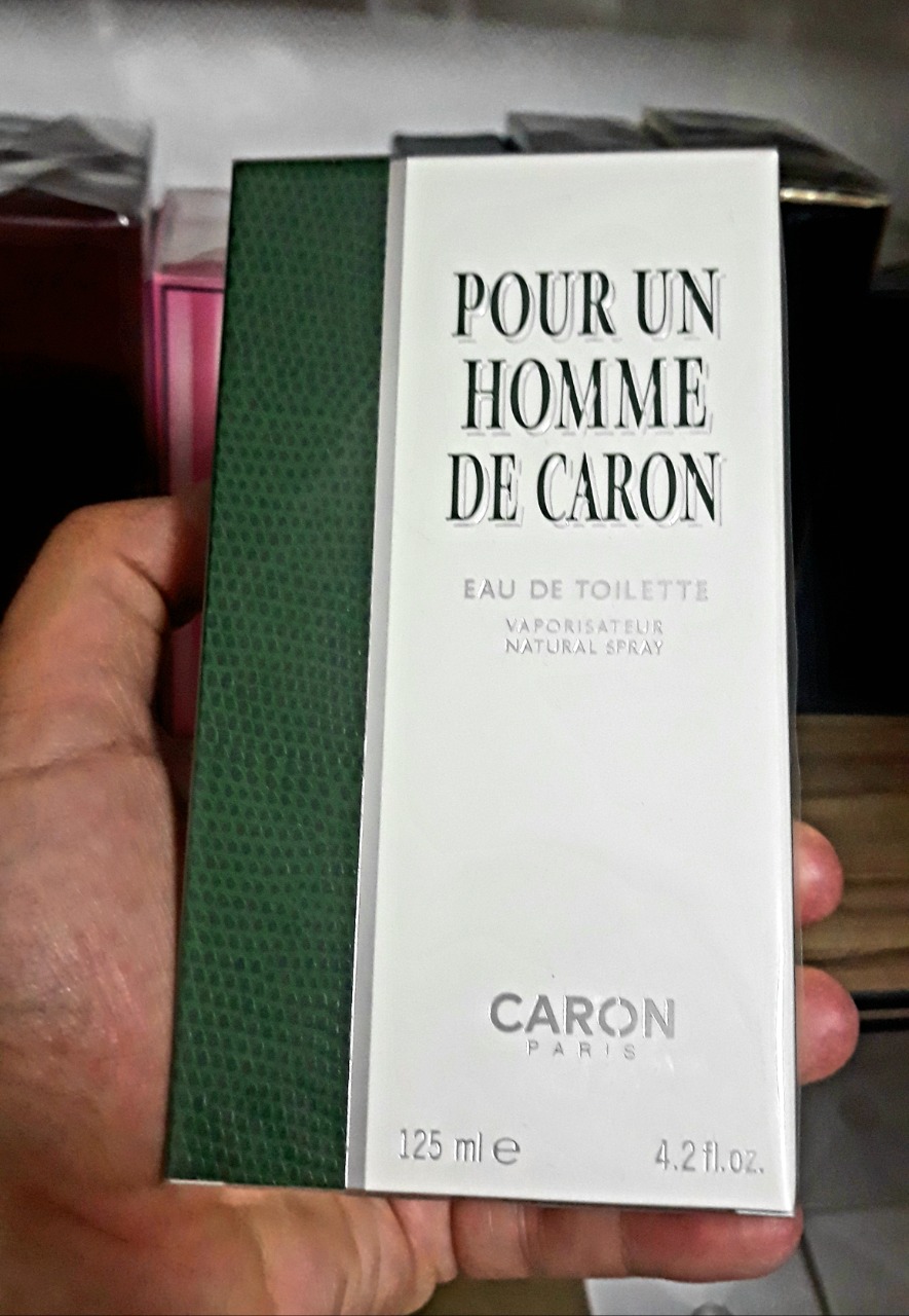 ادکلن POUR UN HOMME DE CARON ادکلن نوستالژی پور آن هوم د کارن طرح ارسال رایگان